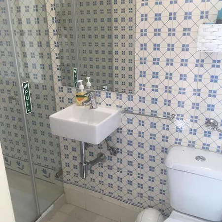 3 Bedroom Town House - Historic Centre Of Cascais. 100 Mts From The Beach And Centre Of Cascais Exterior foto