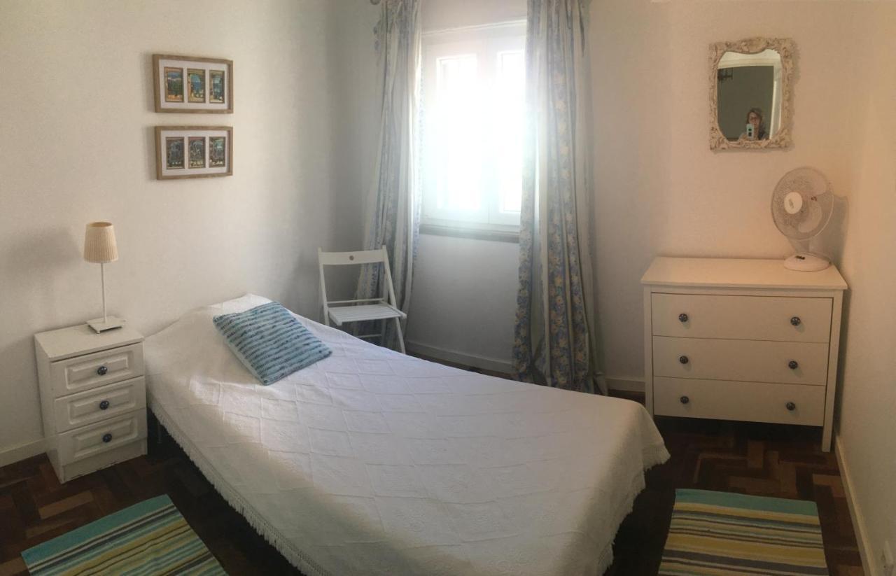 Casa de Férias 3 Bedroom Town House - Historic Centre Of Cascais. 100 Mts From The And Centre Of